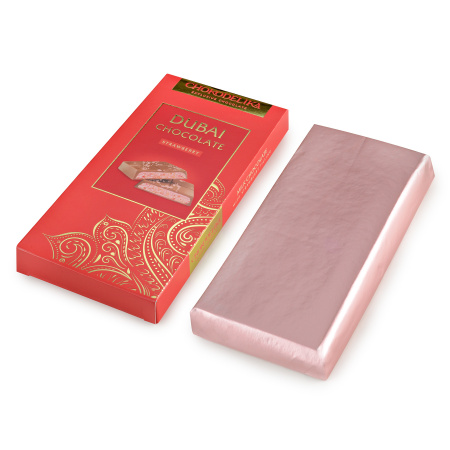 Шоколад молочный "Dubai Strawberry" с начинкой из клубники, 180 гр
